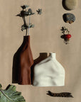 Shoulders | Vase Duo