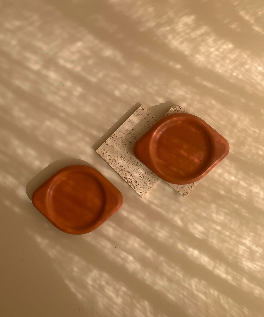 Sui | 2 Coasters 01 | Burnt Ochre